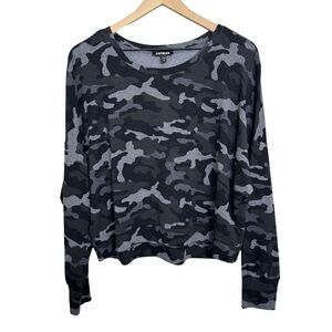 New with Tags! Express Women’s Camo Pullover Long Sleeve Size Medium